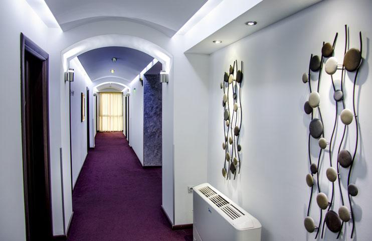 Hotel Continental Skopje Esterno foto