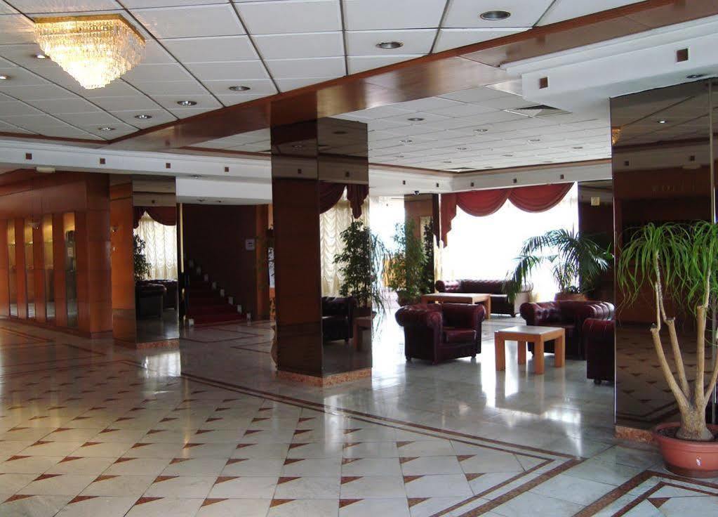 Hotel Continental Skopje Esterno foto