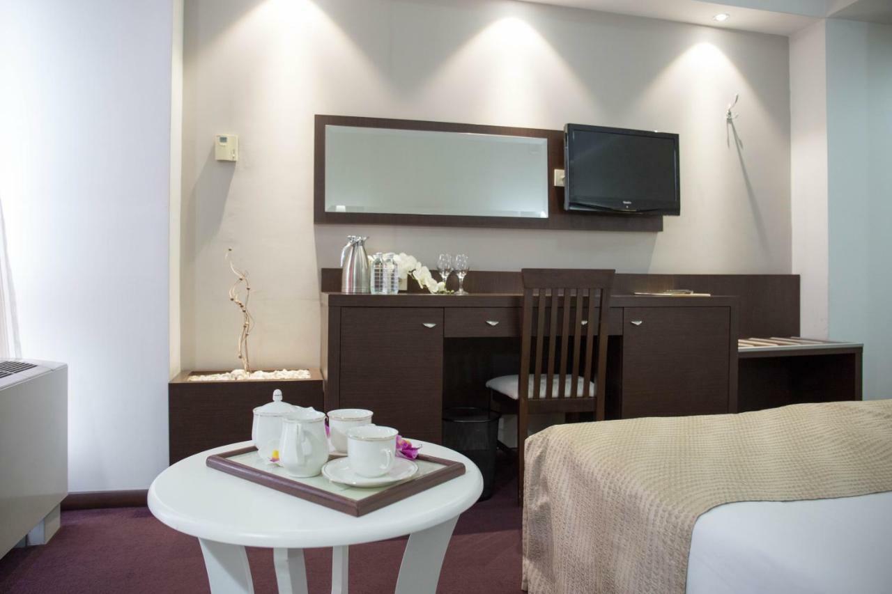 Hotel Continental Skopje Esterno foto